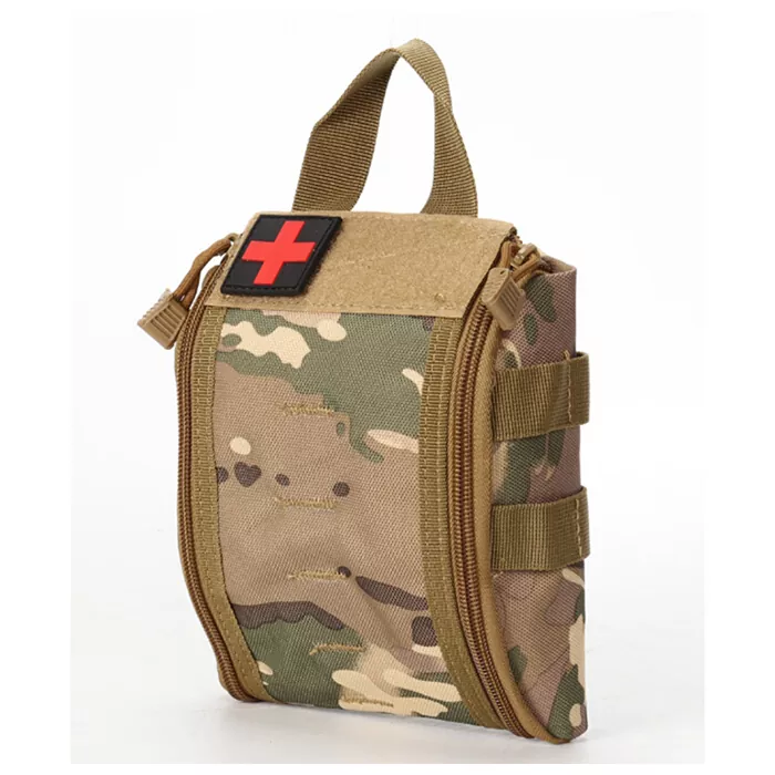 Hur använder man första hjälpen-föremål i Military Emergency Kit? ②